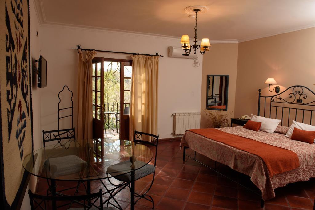 Hotel Selva Montana San Lorenzo  Eksteriør billede